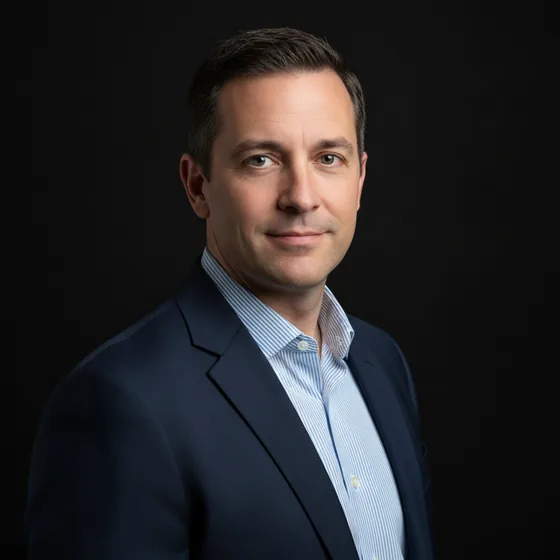 Professionnel — AI-generated headshot example 2